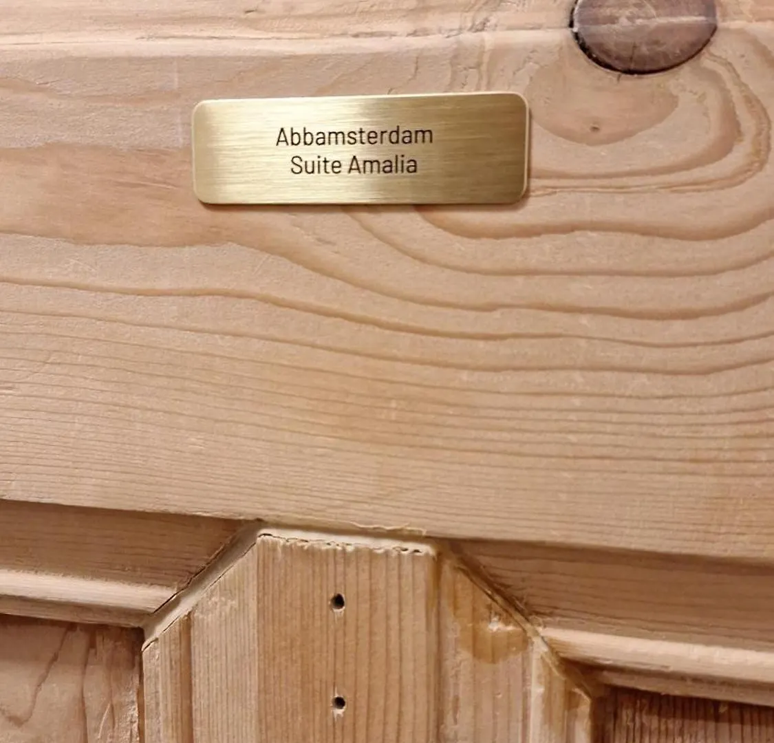 A B&B Amsterdam 2*,