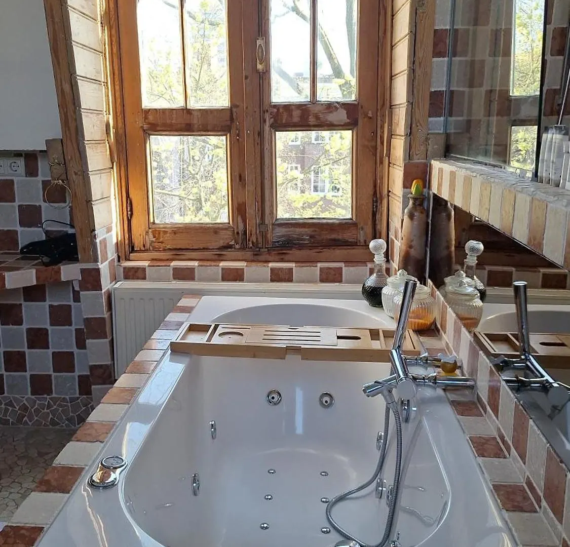 A B&B Amsterdam 2*,  Nederländerna