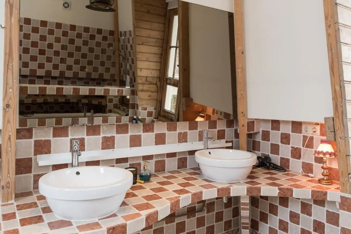 A B&B Ámsterdam 2*,