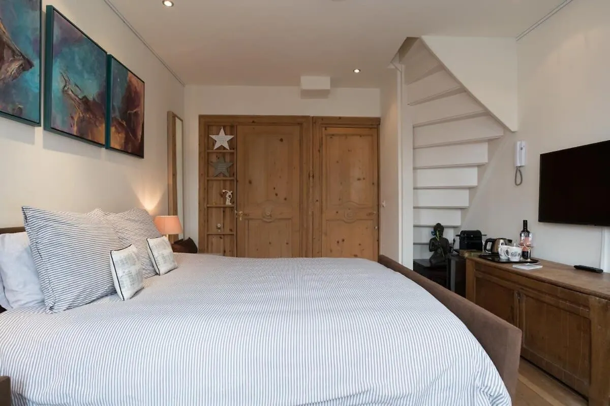 A B&B Amsterdam Bed & Breakfast